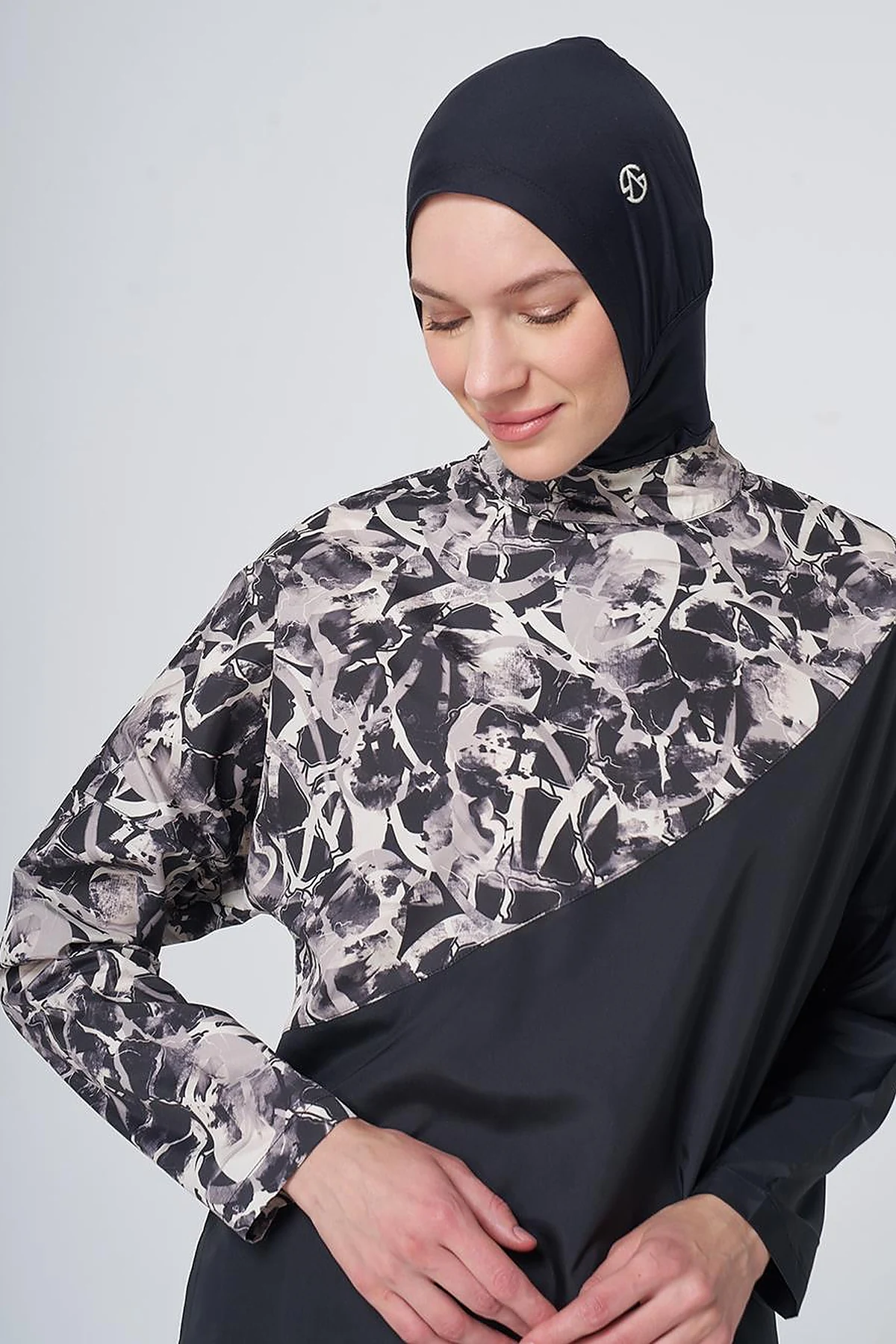 Marble Pattern Modest Swimsuit - Black