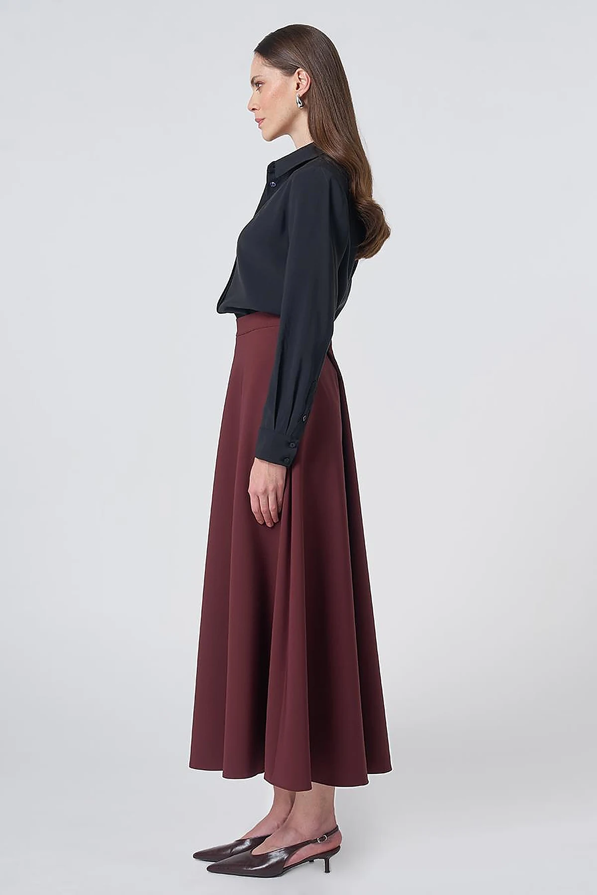 High-Waisted Flared Skirt - Burgundy