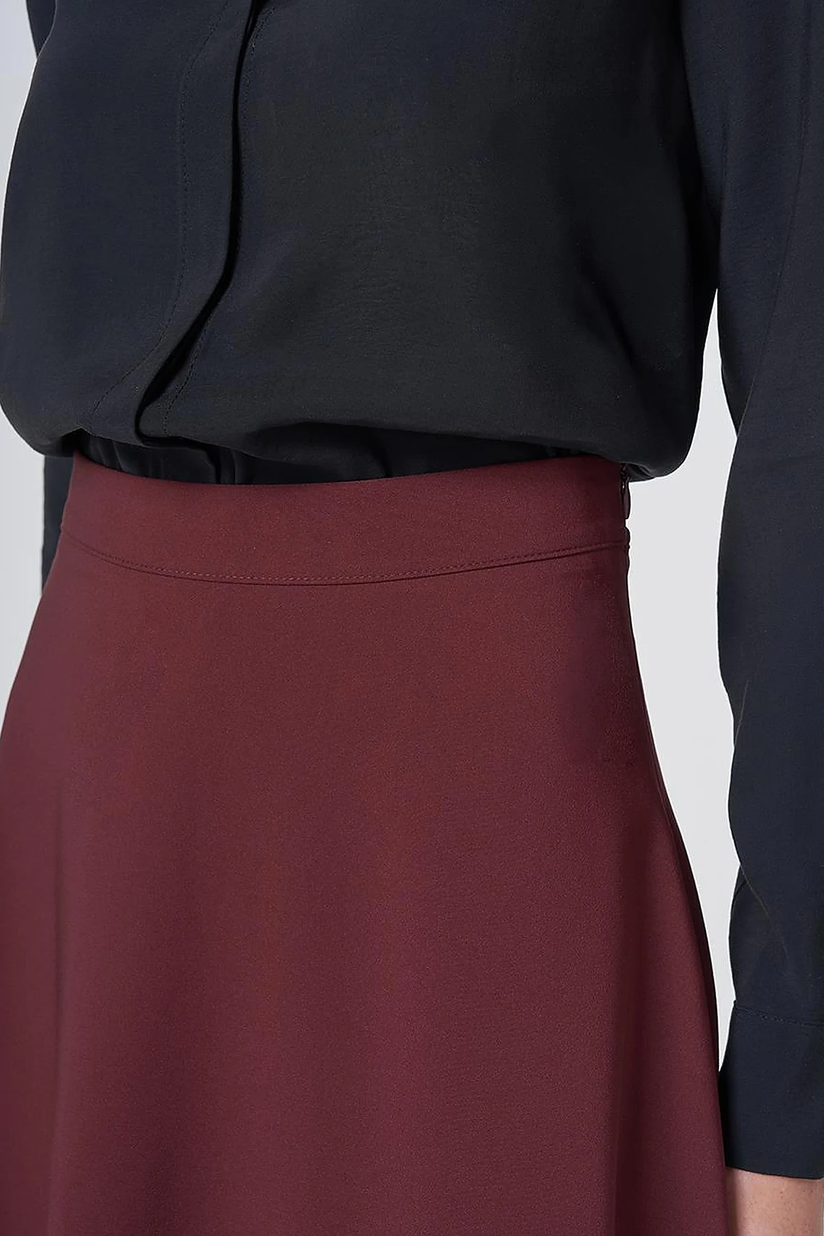 High-Waisted Flared Skirt - Burgundy