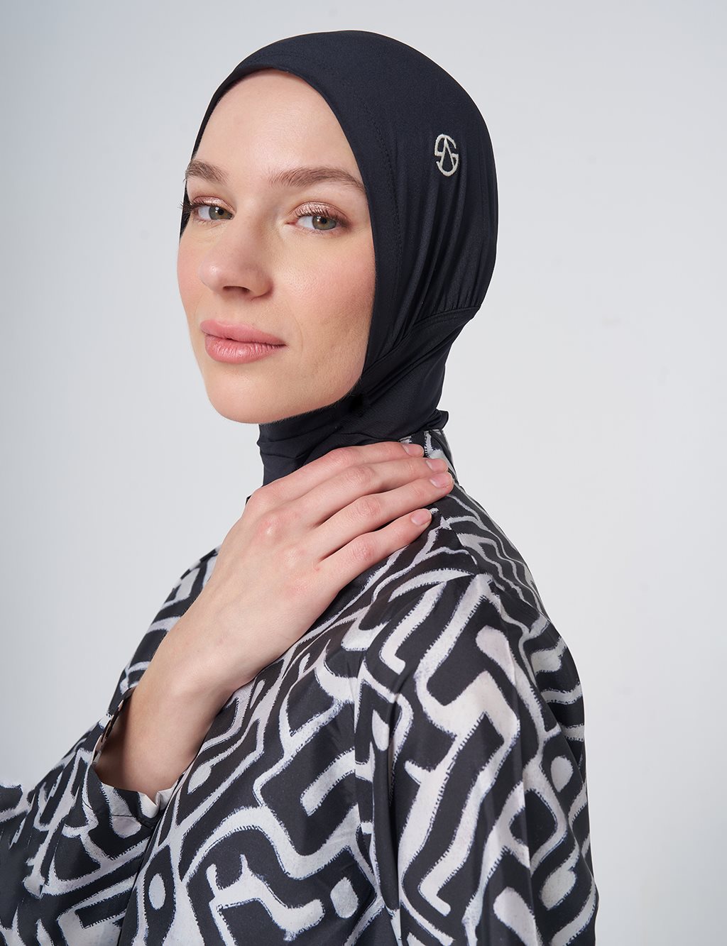 Maze Pattern Modest Swimsuit - Black
