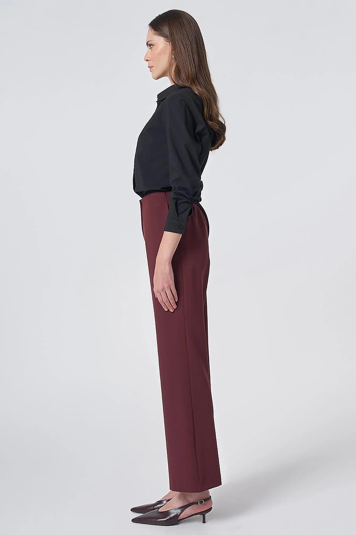 Basic Fabric Trousers - Burgundy