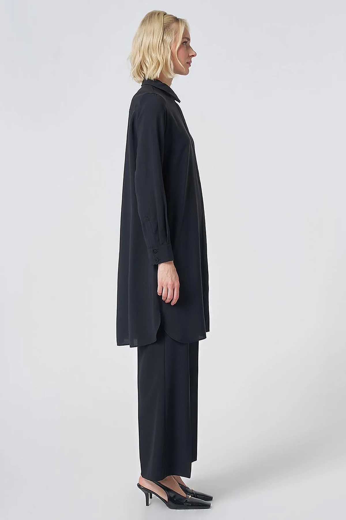 Hidden Placket Basic Modal Tunic – Black
