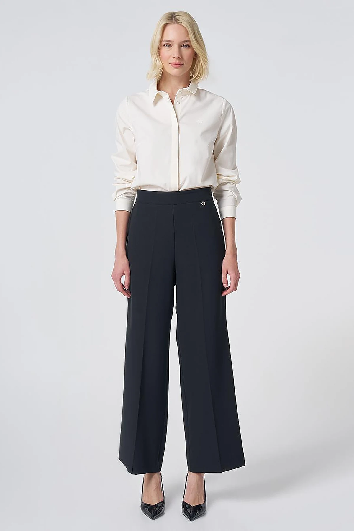 Basic Fabric Trousers with Crease Detail - Black