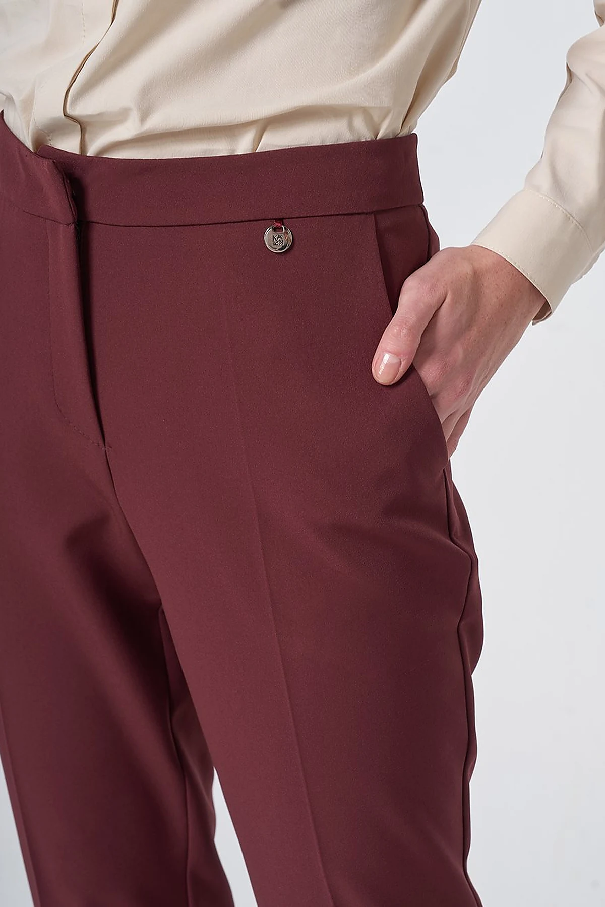 Pocket Detail Basic Tailored Trousers – Burgundy