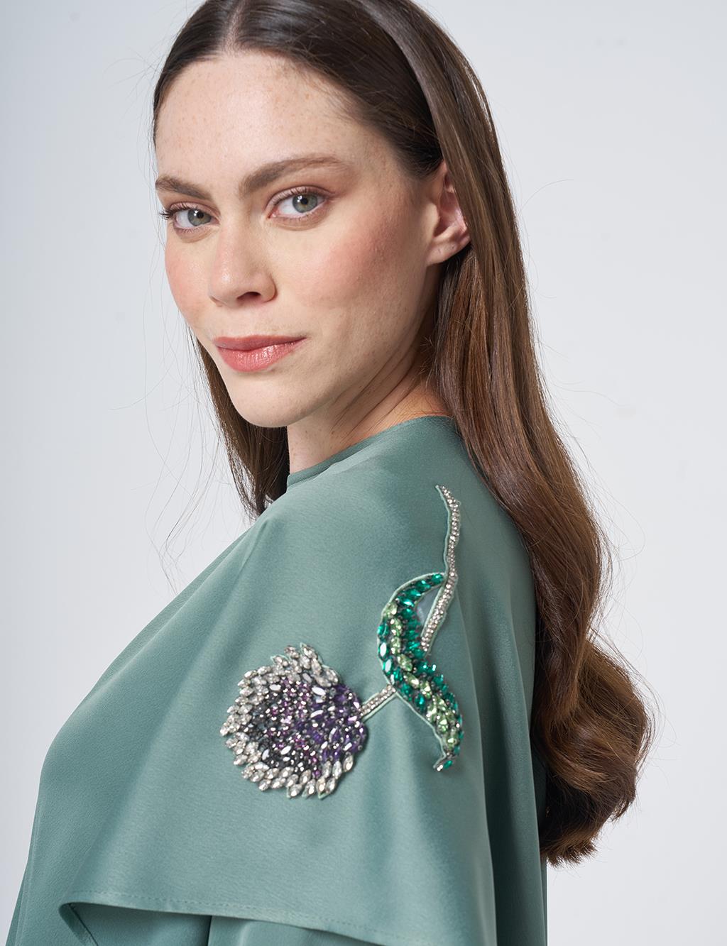 Cape Detailed Satin Dress – Moss Green
