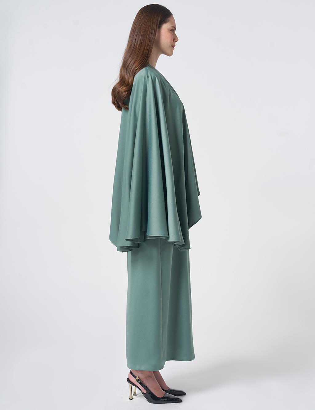 Cape Detailed Satin Dress – Moss Green