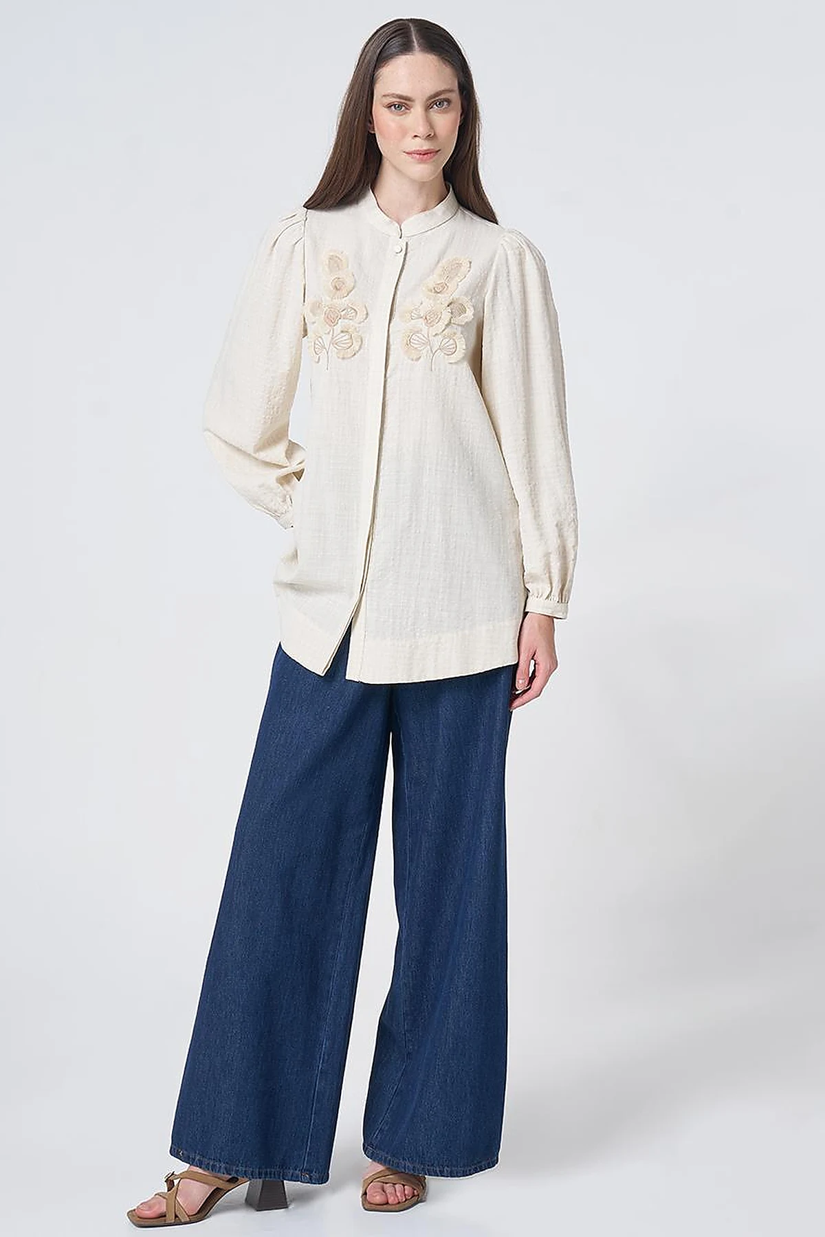 Embroidered Appliqué Crinkled Blouse – Cream
