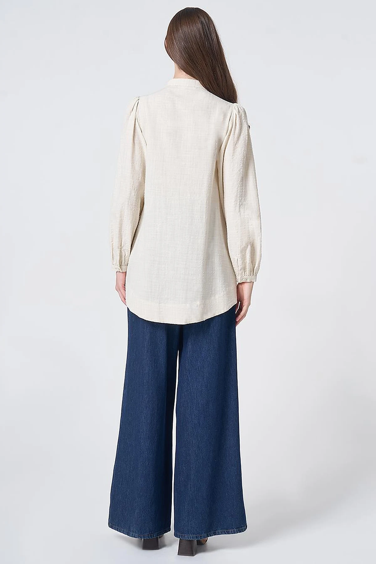 Embroidered Appliqué Crinkled Blouse – Cream