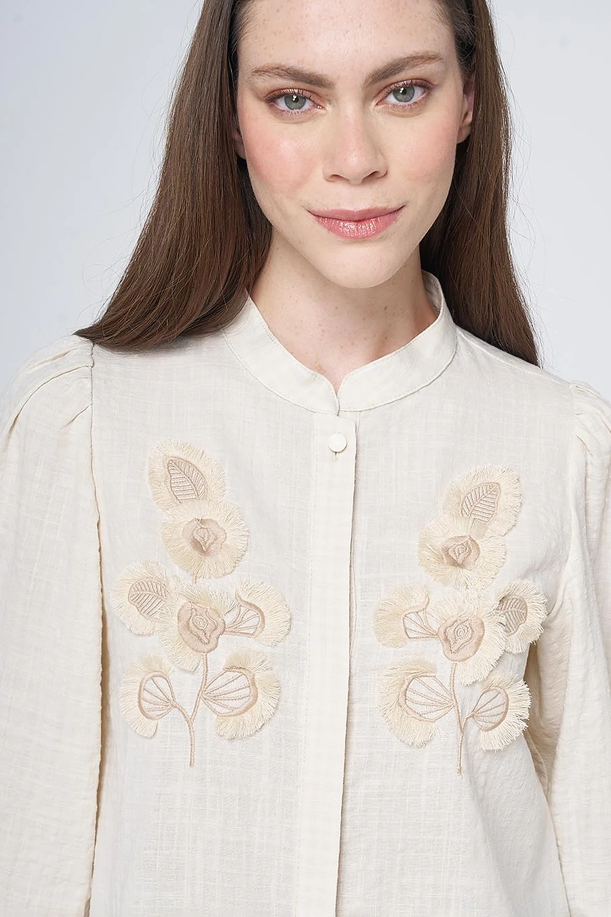 Embroidered Appliqué Crinkled Blouse – Cream