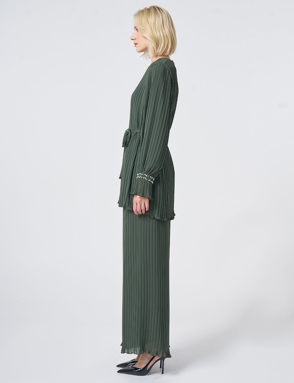 Pleated Two-Piece Set – Khaki