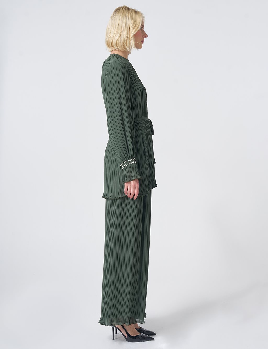Pleated Two-Piece Set – Khaki