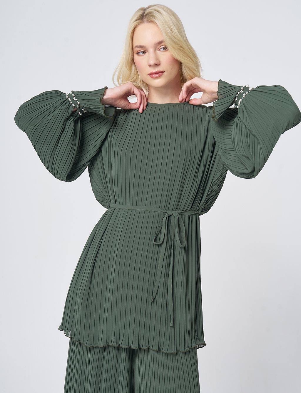 Pleated Two-Piece Set – Khaki