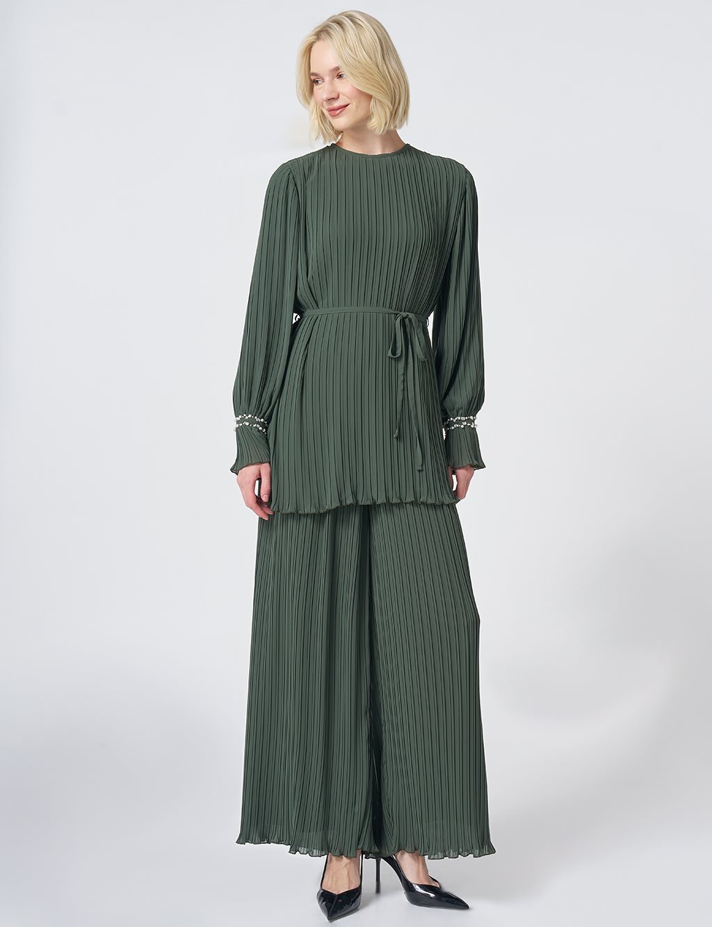 Pleated Two-Piece Set – Khaki