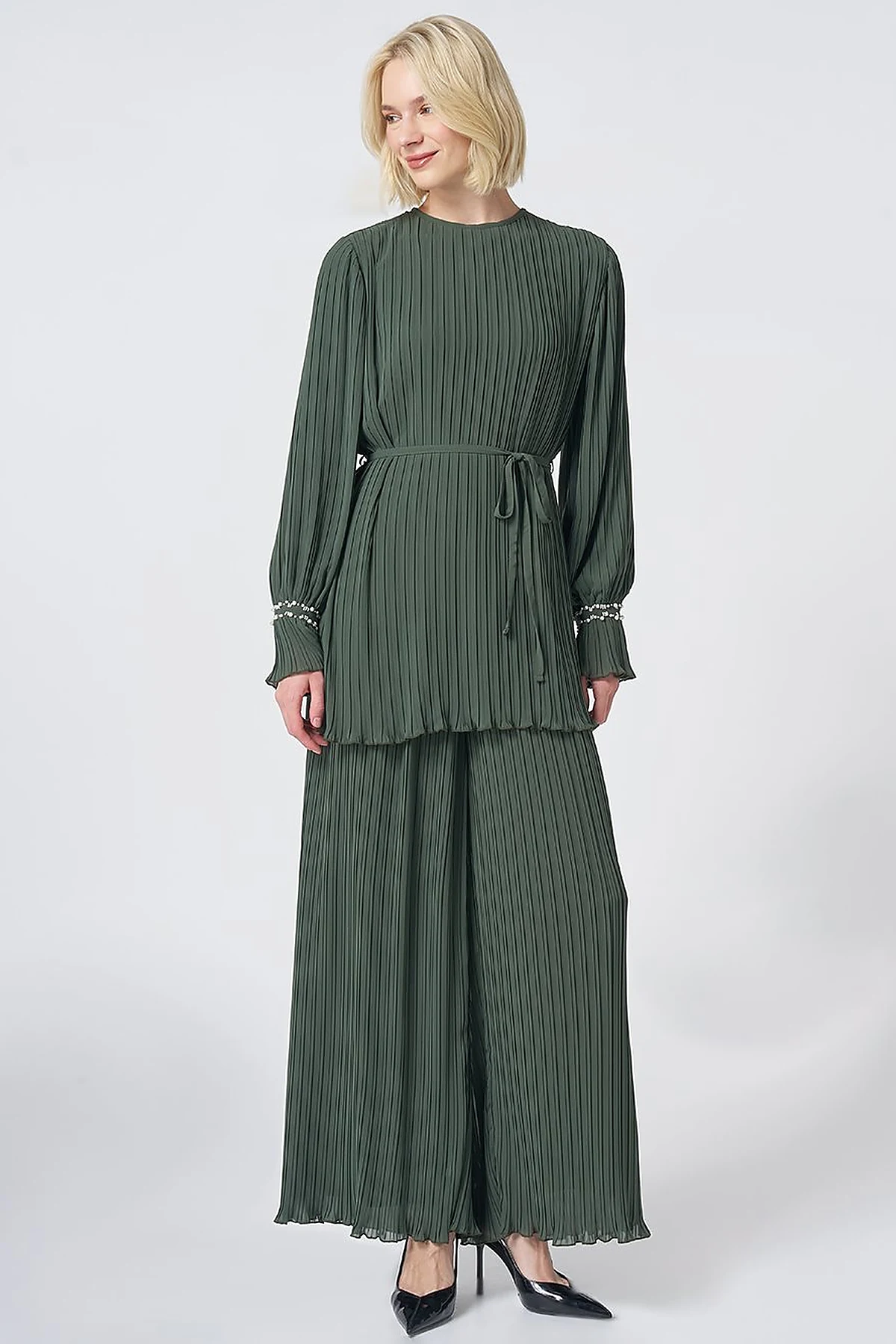 Pleated Two-Piece Set – Khaki