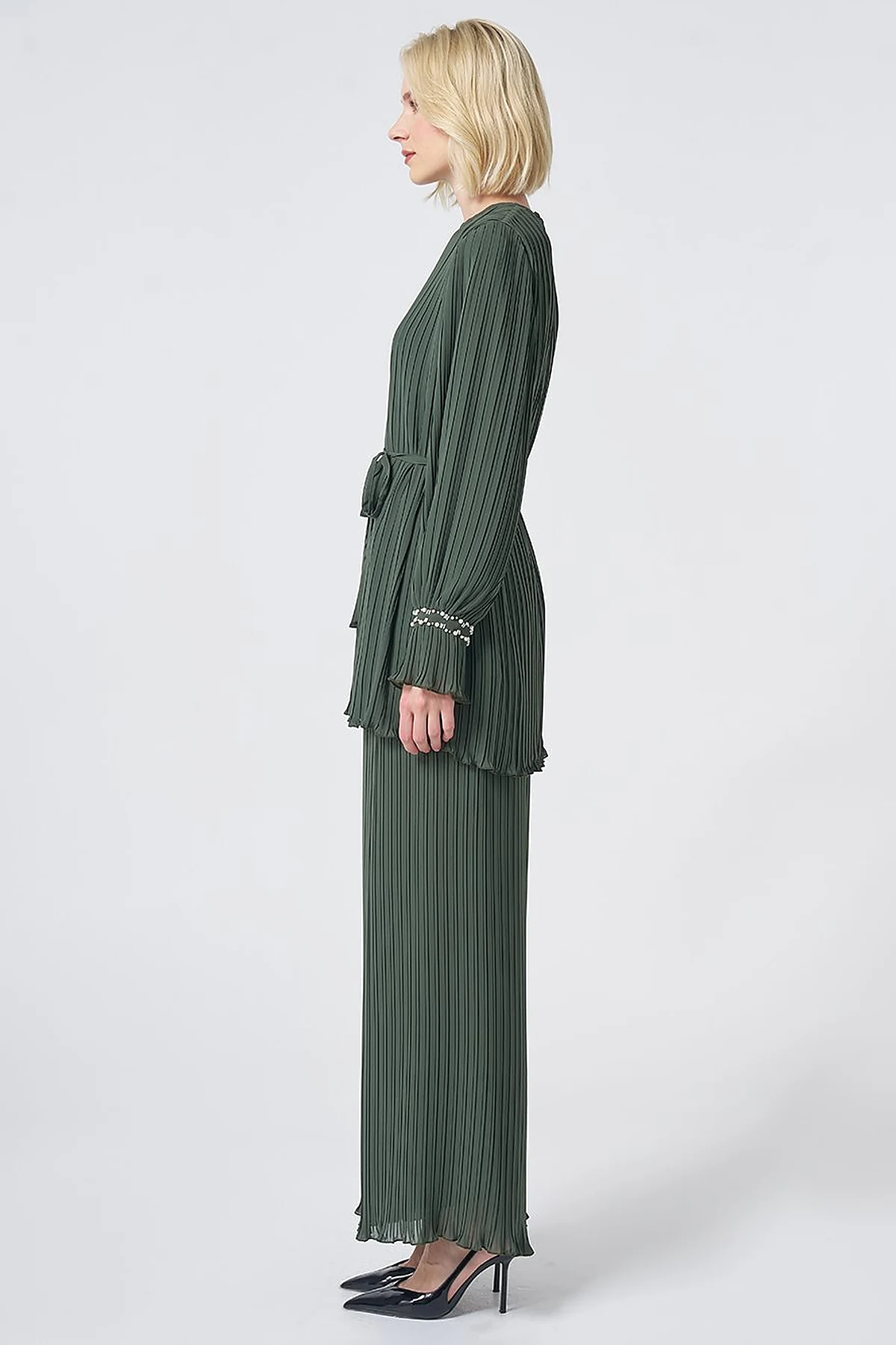 Pleated Two-Piece Set – Khaki