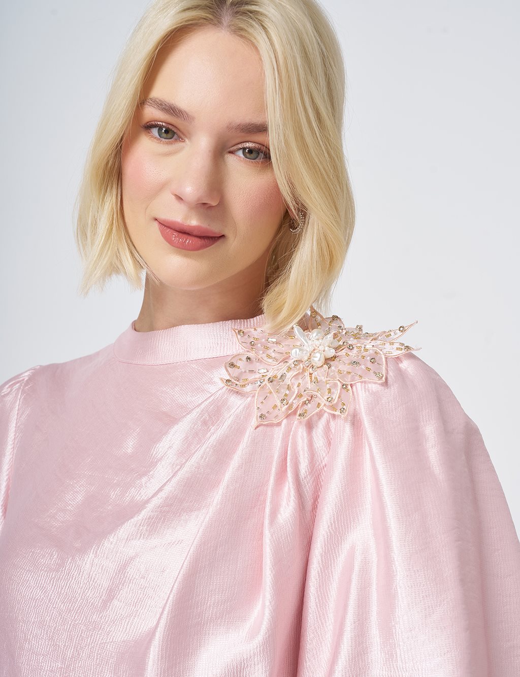 Embroidered Detail Satin Dress Powder Pink