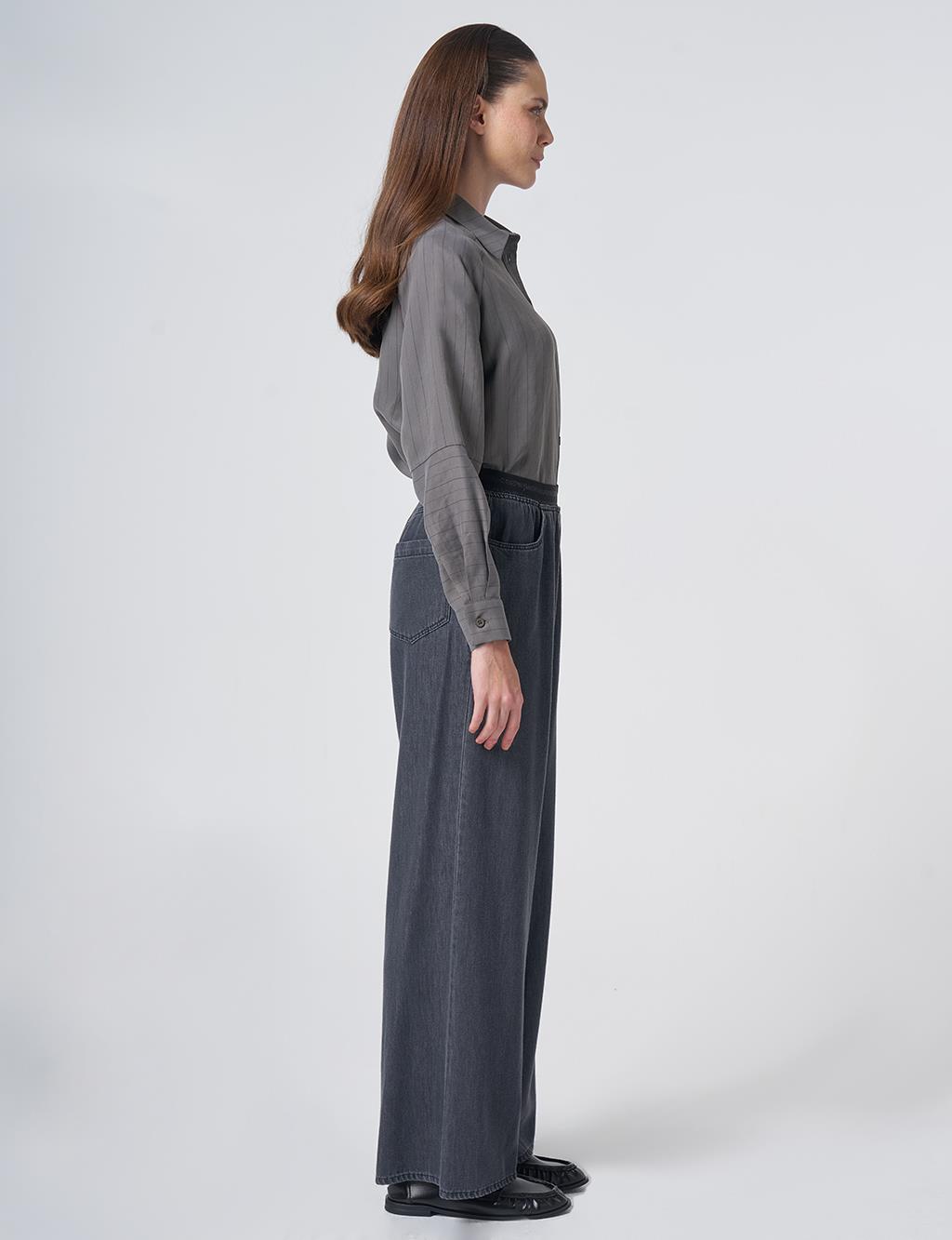 Waist Detail Relaxed Fit Trousers – Black