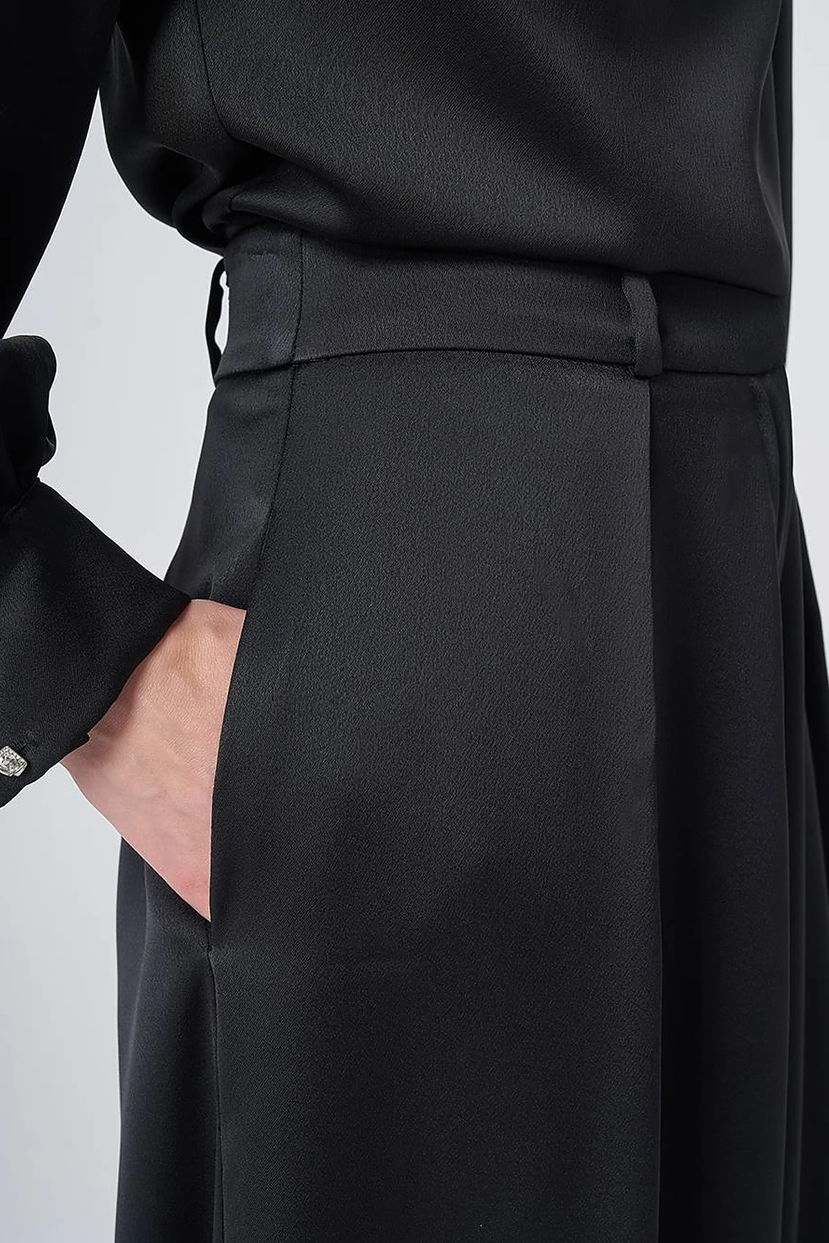 Pleated Satin Trousers – Black