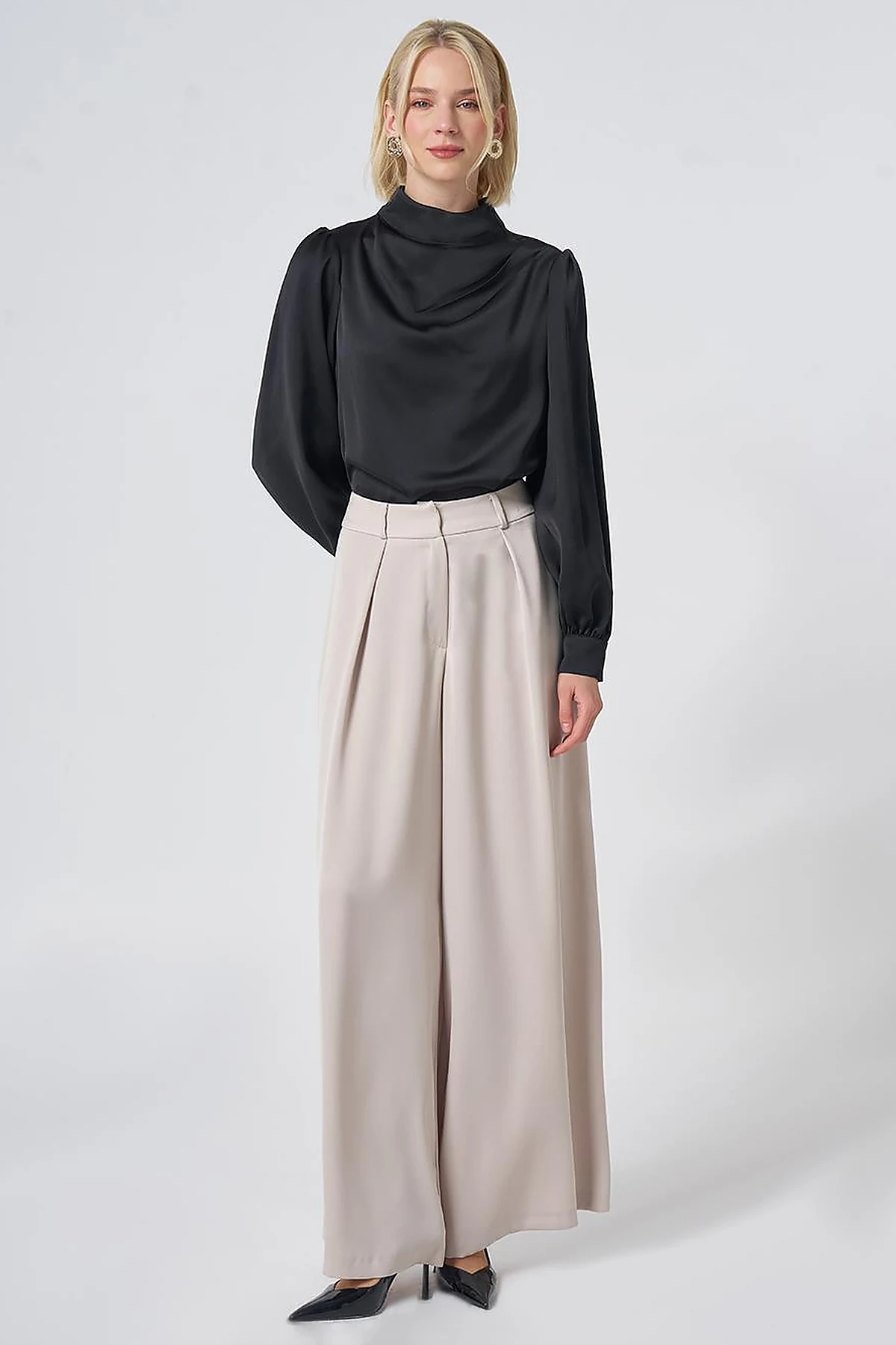 Pleated Satin Trousers – Stone