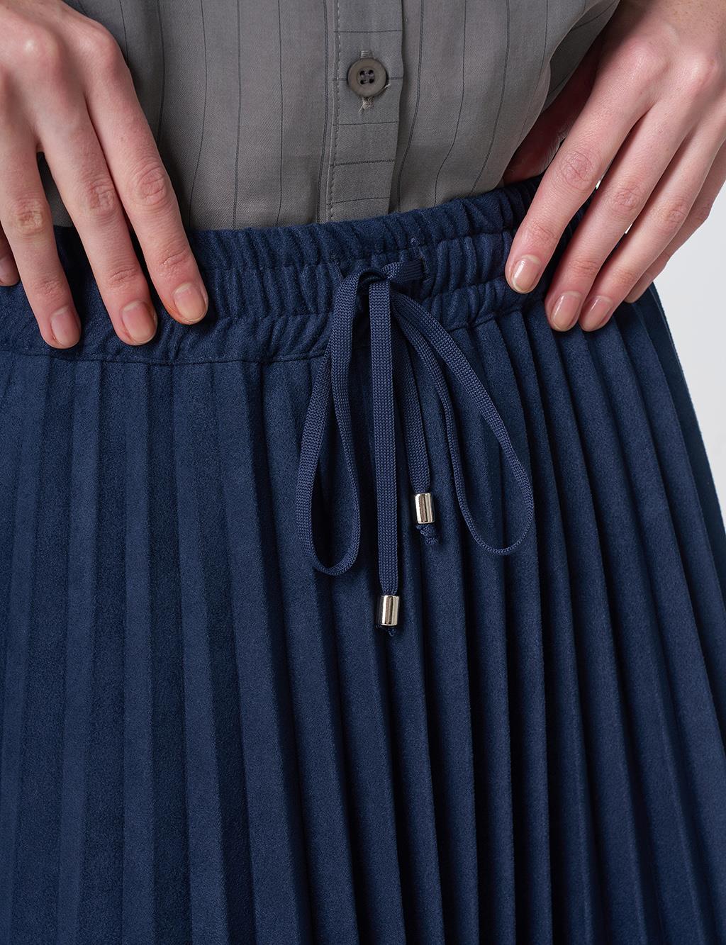 Pleated Suede Skirt – Dark Navy