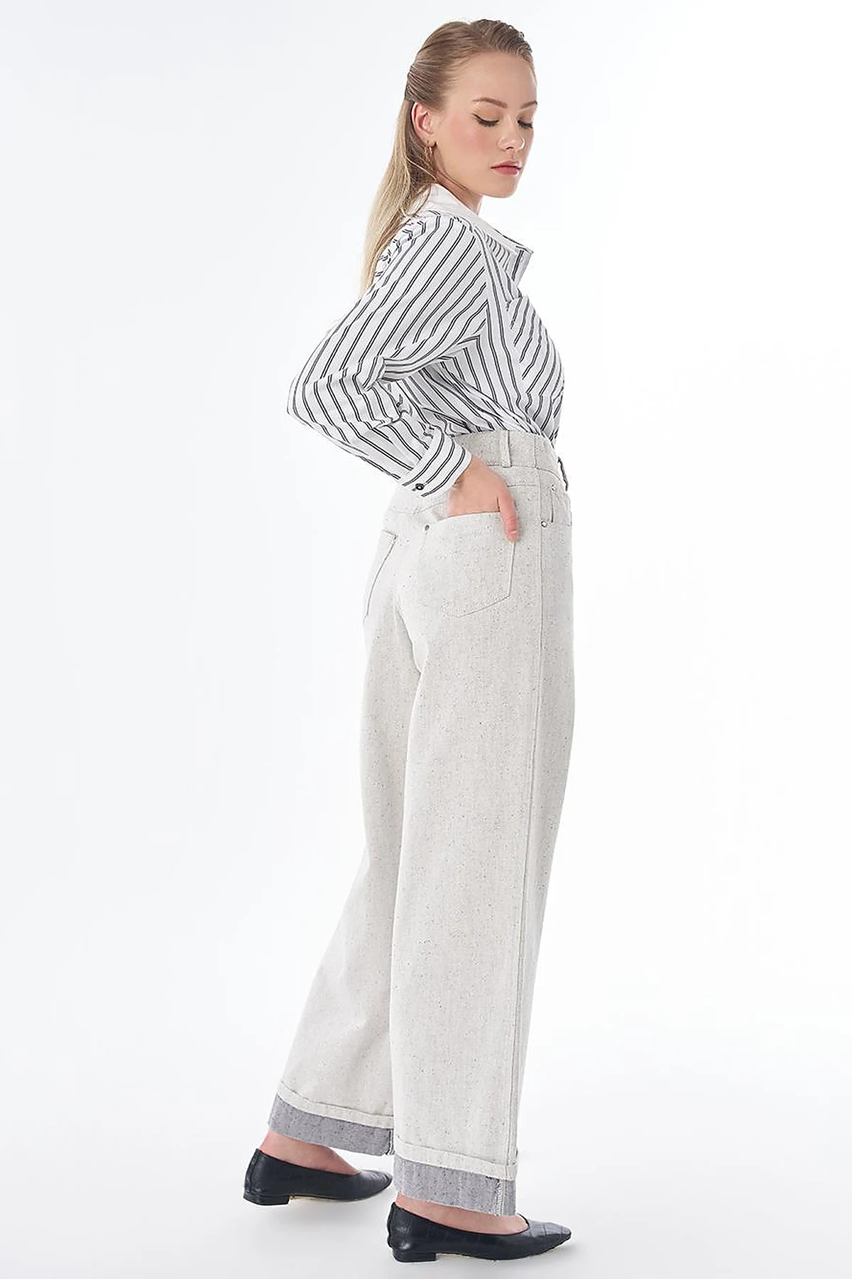Turn-Up Hem Denim Trousers – Grey
