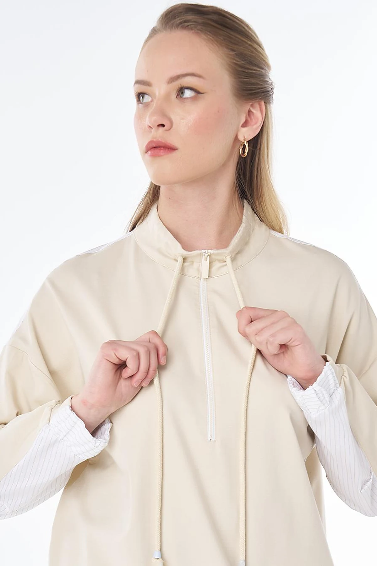 Dropped-Shoulder Scuba Sweatshirt – Cream