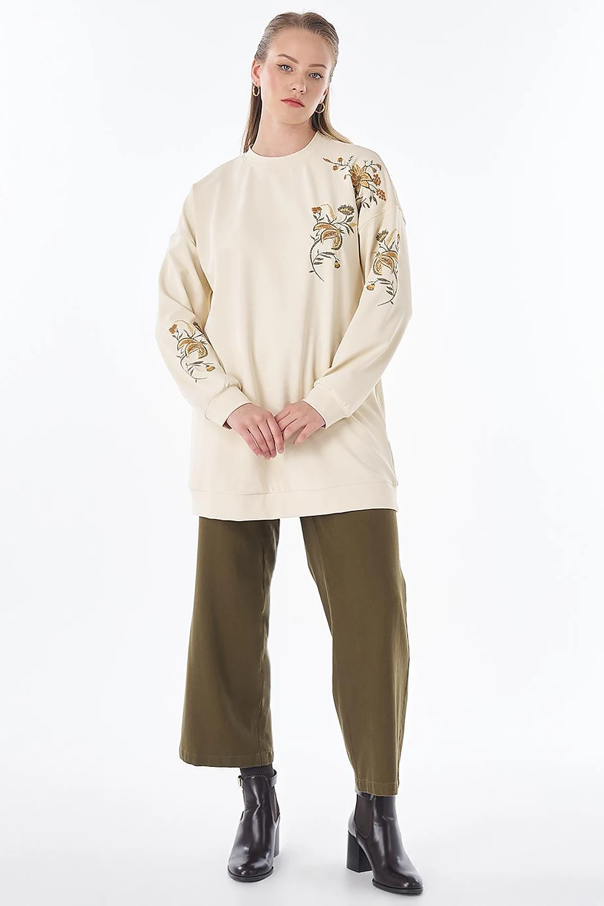 Embroidered Sweatshirt – Light Yellow