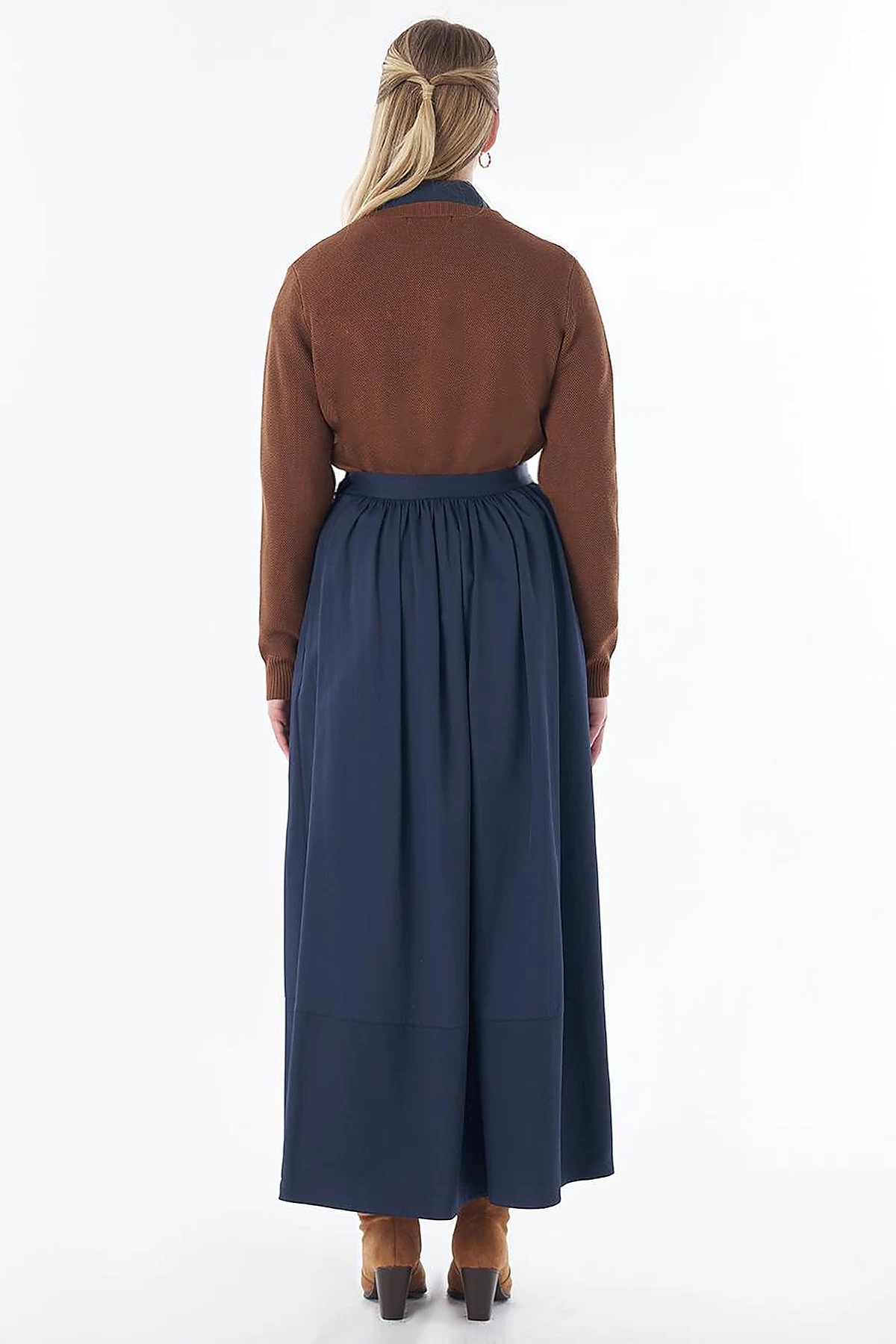 High-Waisted Flared Skirt – Dark Navy
