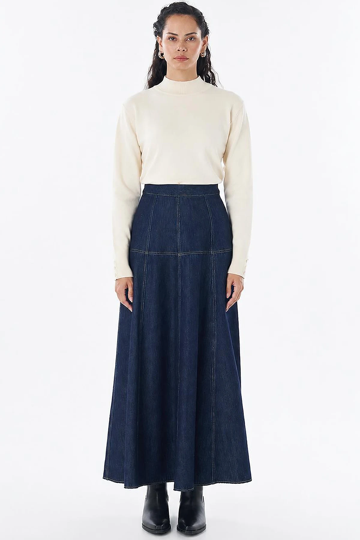 High-Waisted Washed Skirt – Indigo