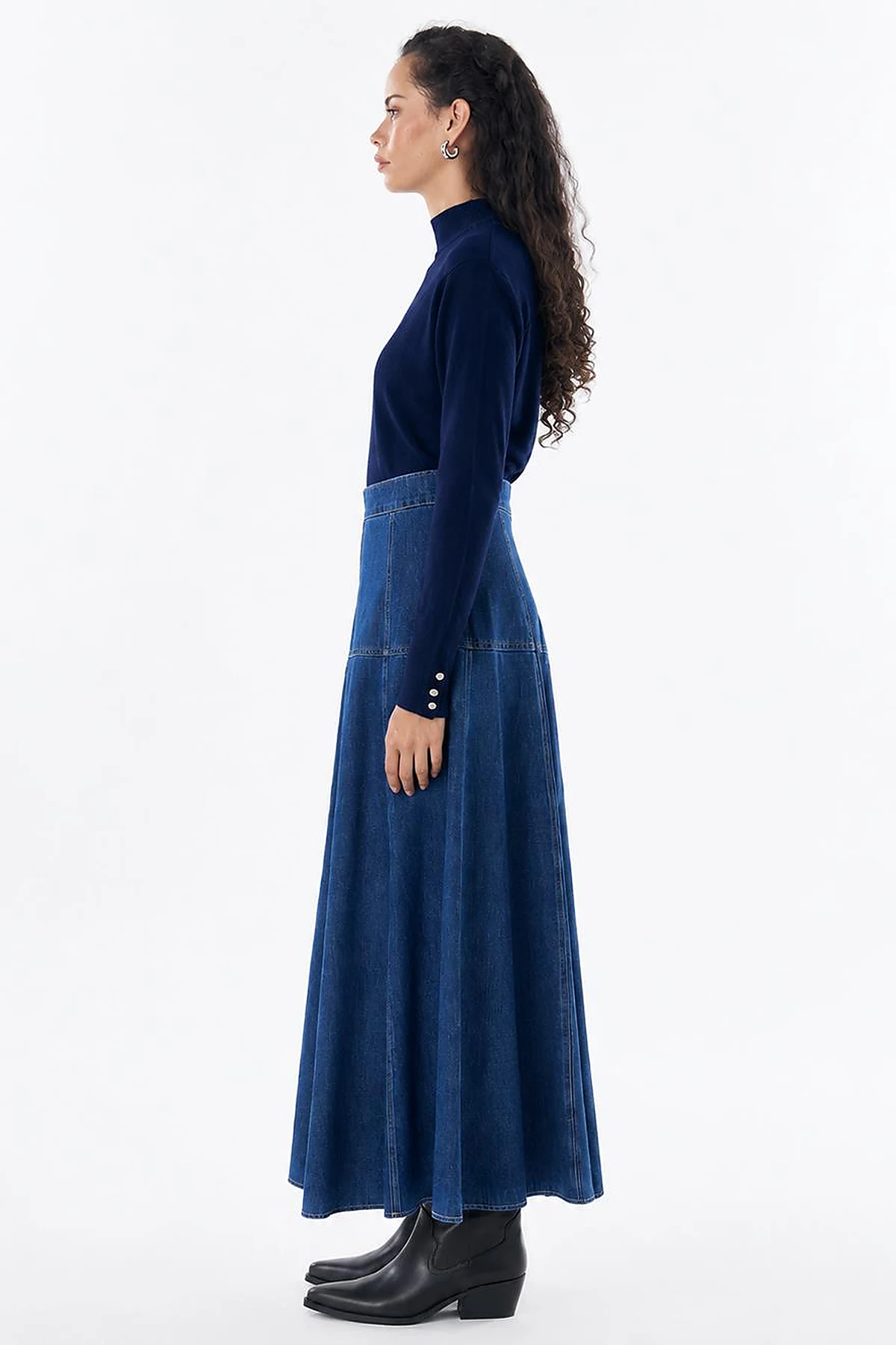 High-Waisted Washed Skirt – Blue