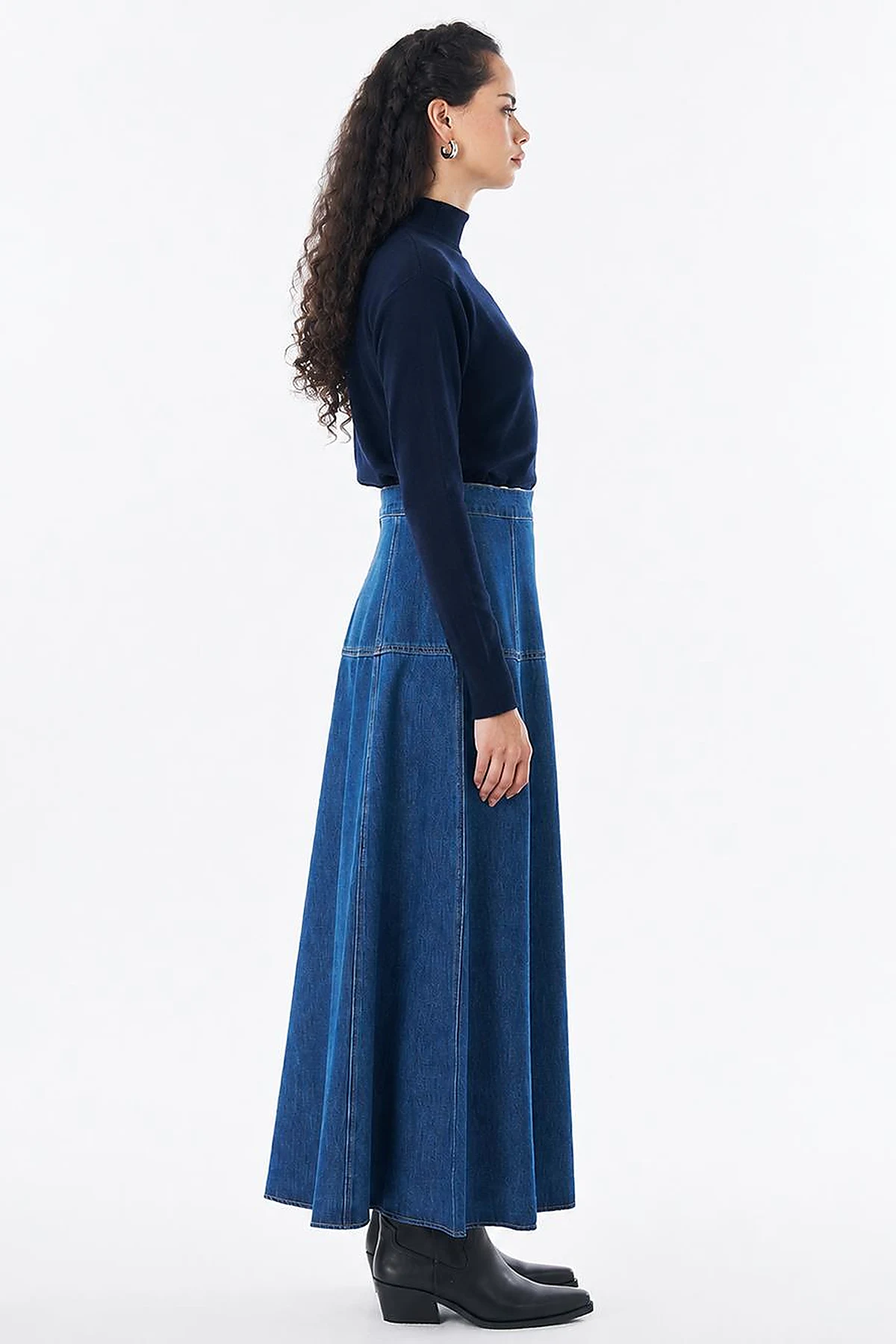 High-Waisted Washed Skirt – Blue