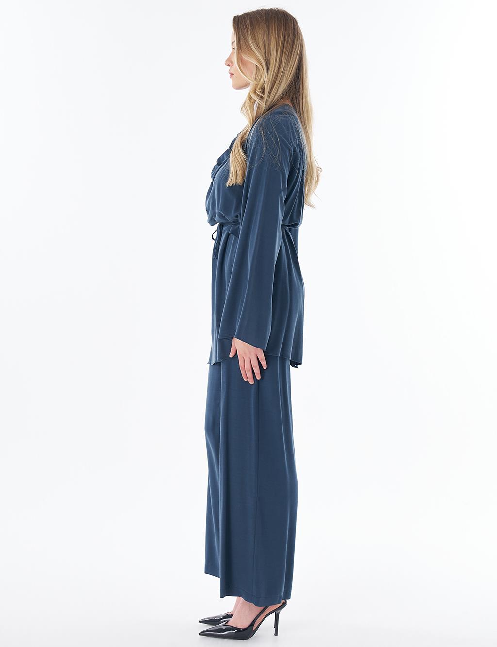 Broş Detaylı İkili Takım Koyu Lacivert 