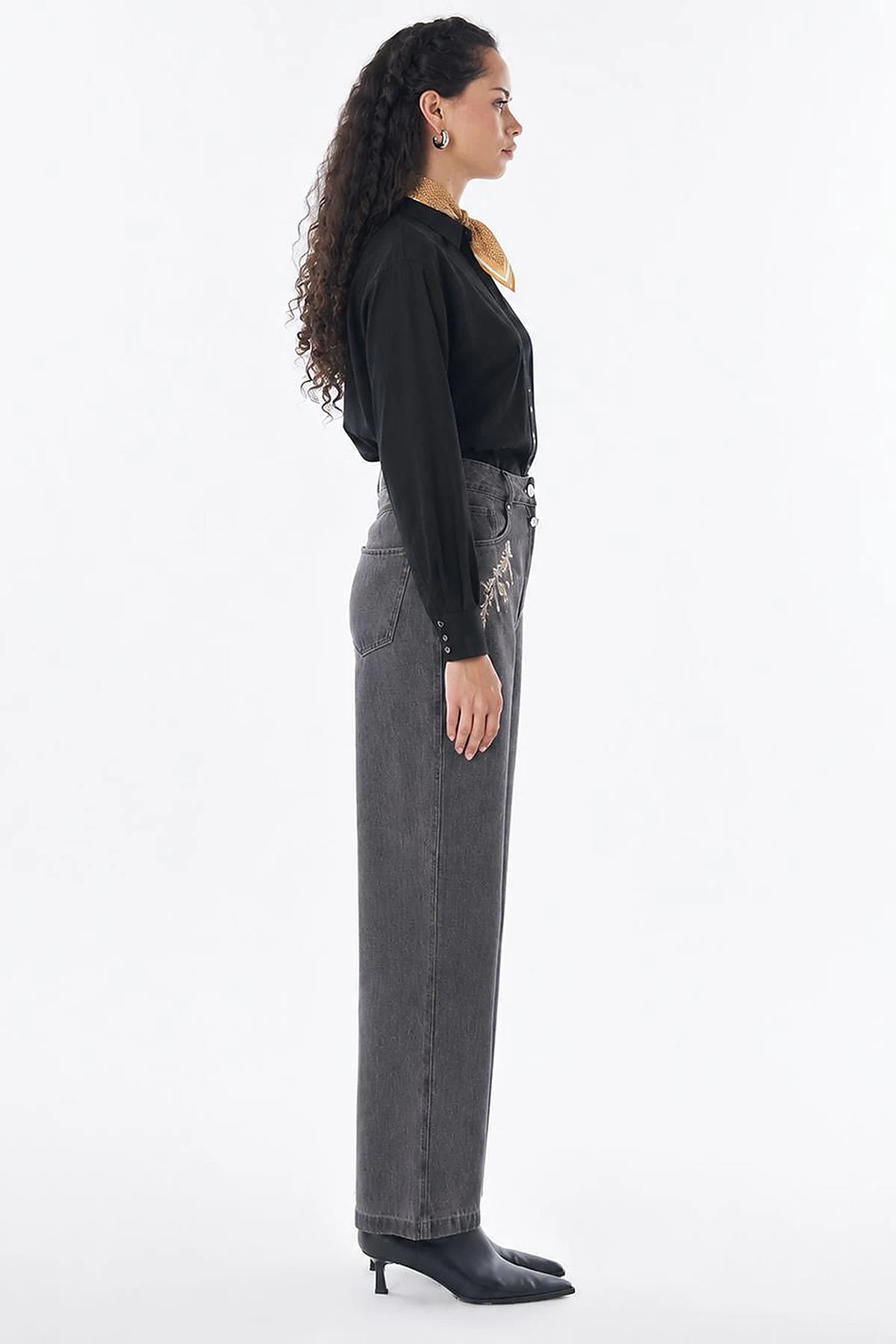 Washed Embroidered Trousers Black