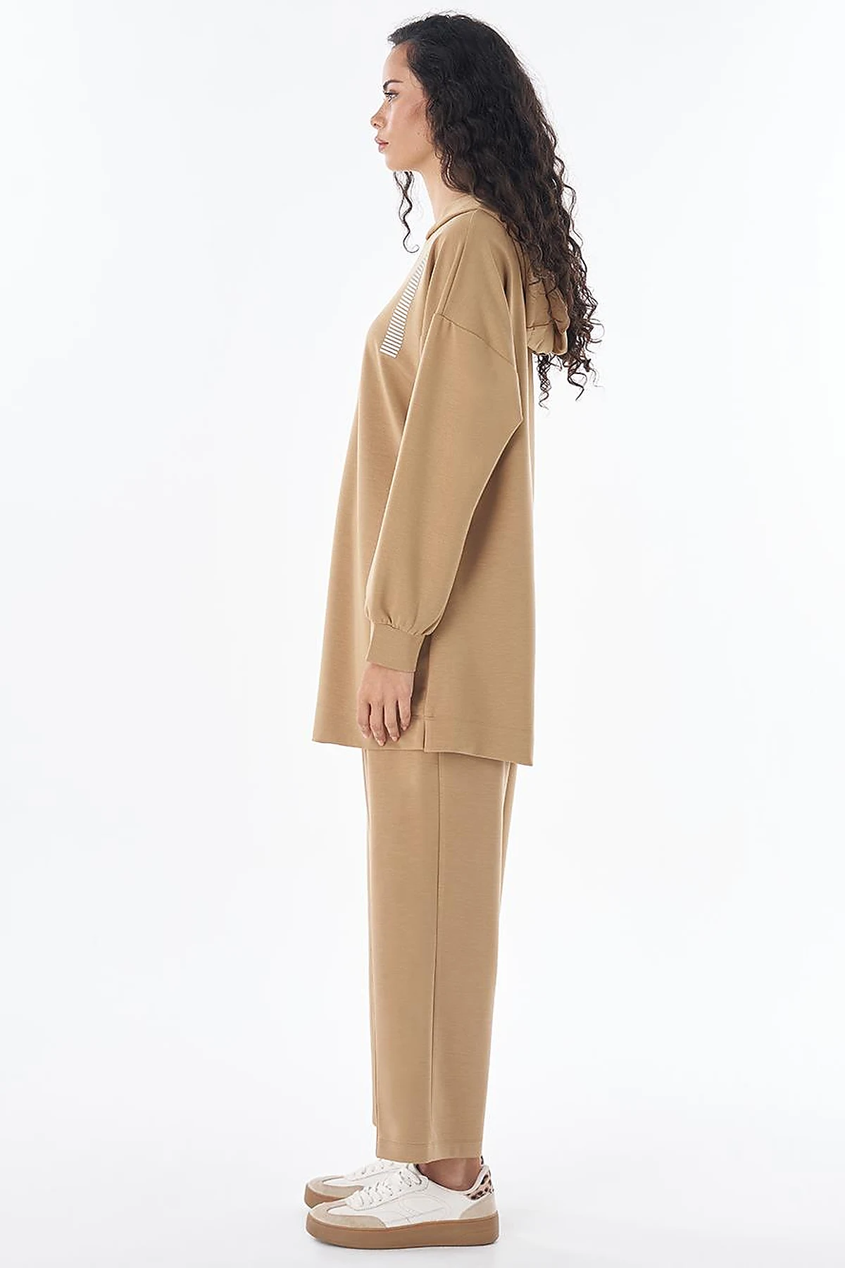 Relaxed Fit Two-Piece Set – Beige