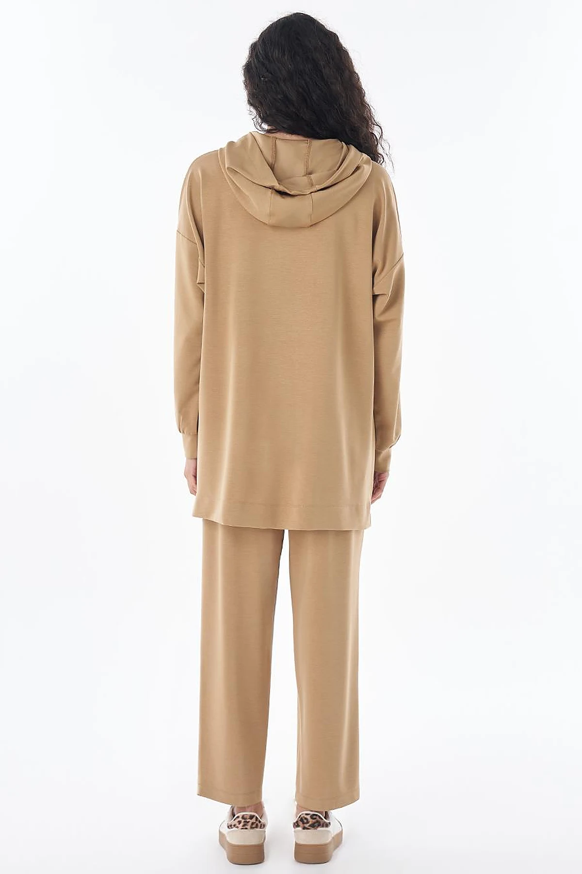 Relaxed Fit Two-Piece Set – Beige
