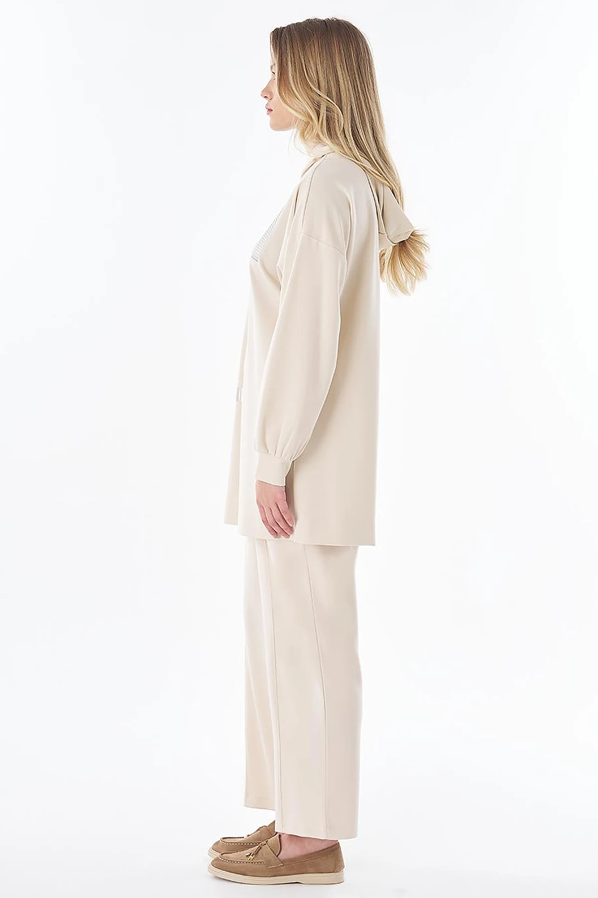 Relaxed Fit Two-Piece Set – Cream