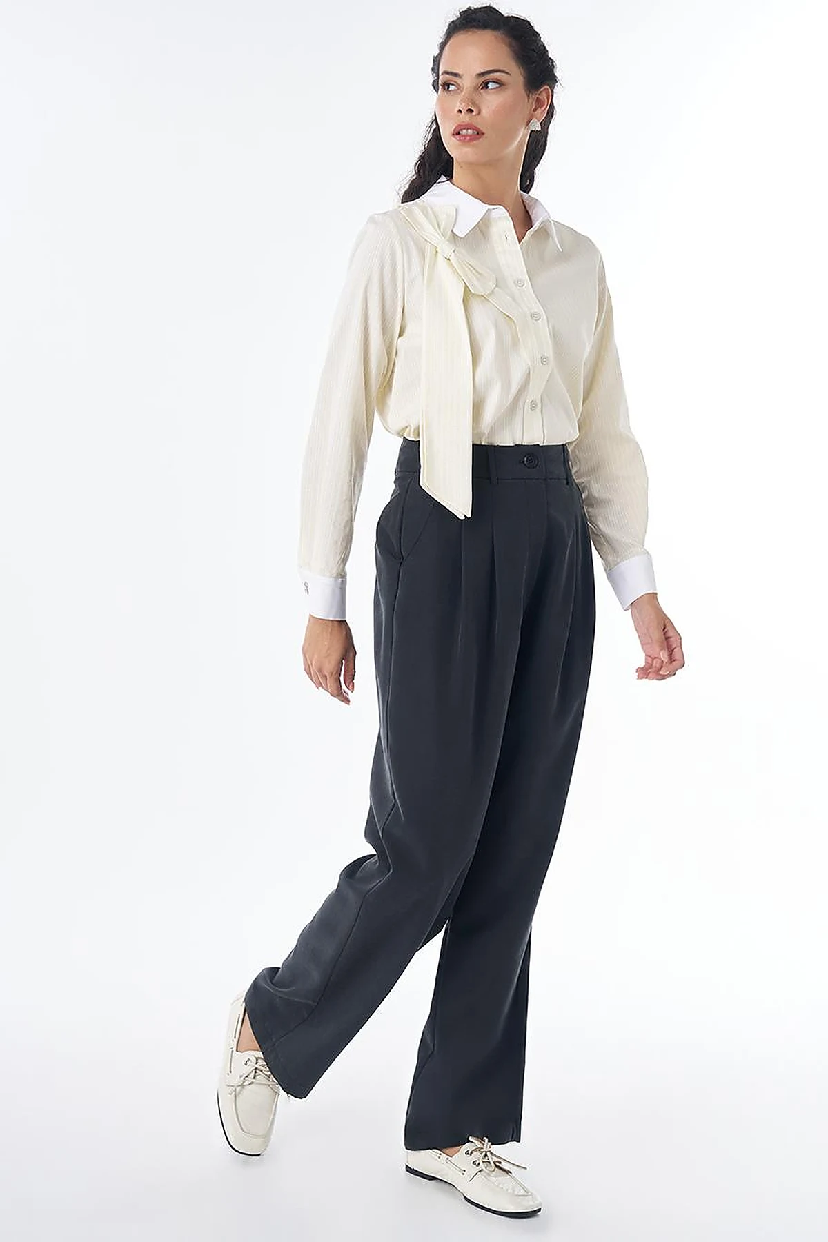 High-Waisted Pleated Modal Trousers – Black