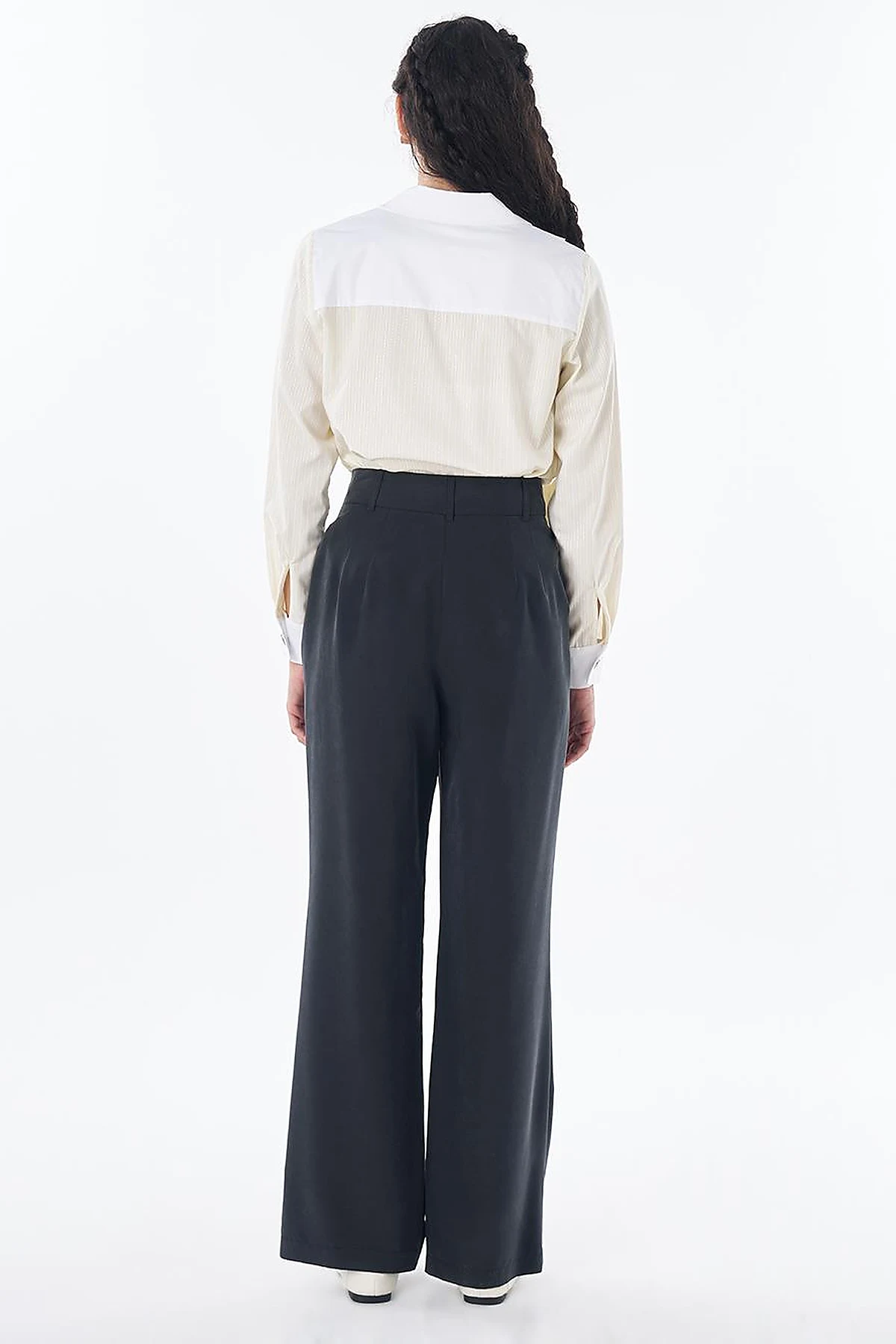 High-Waisted Pleated Modal Trousers – Black
