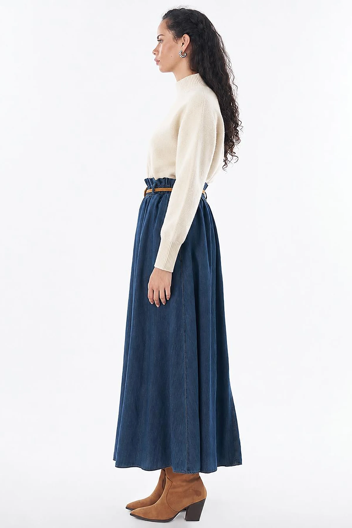 Belt-Detail Denim Skirt - Indigo