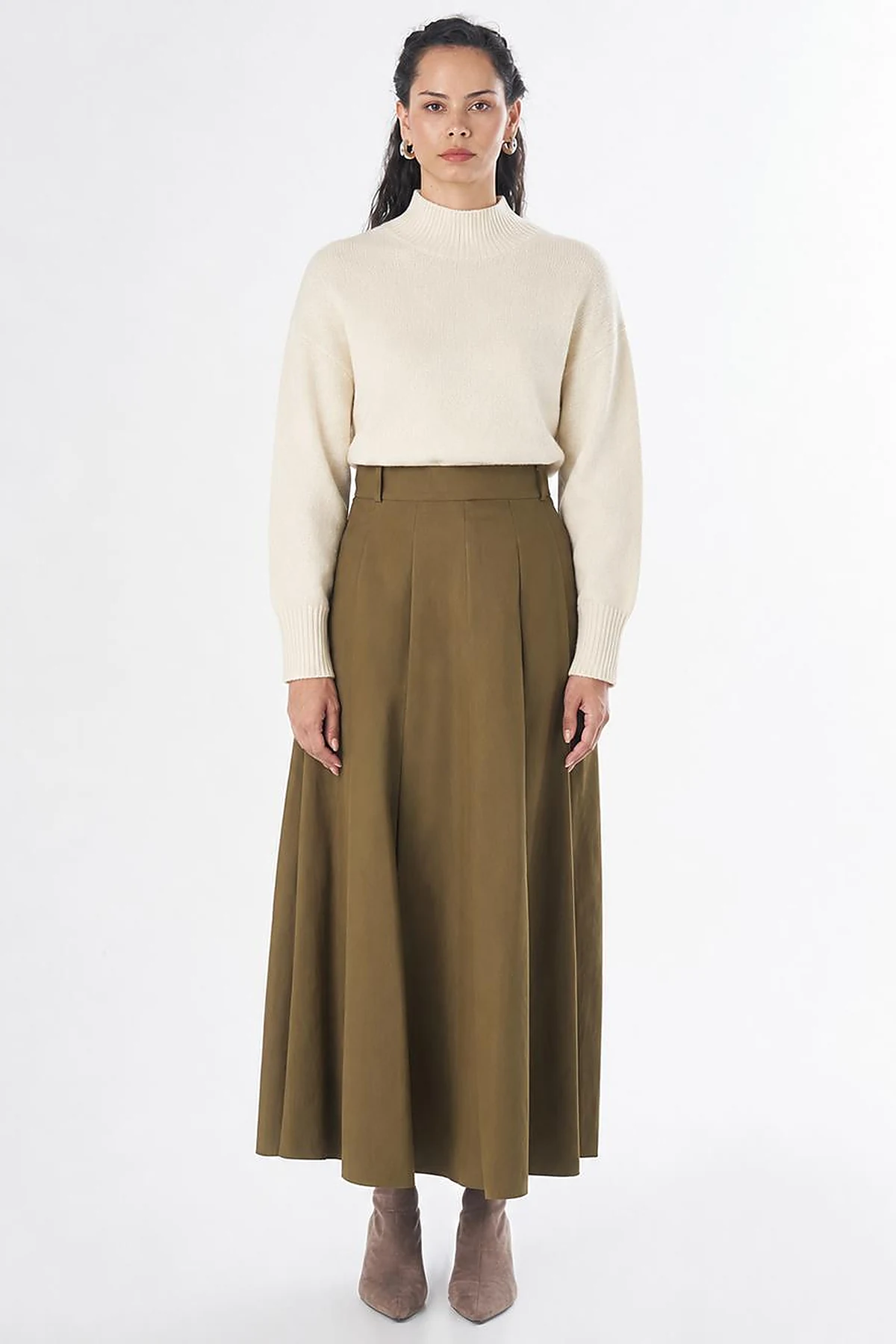 High-Waisted Pleated Skirt - Khaki