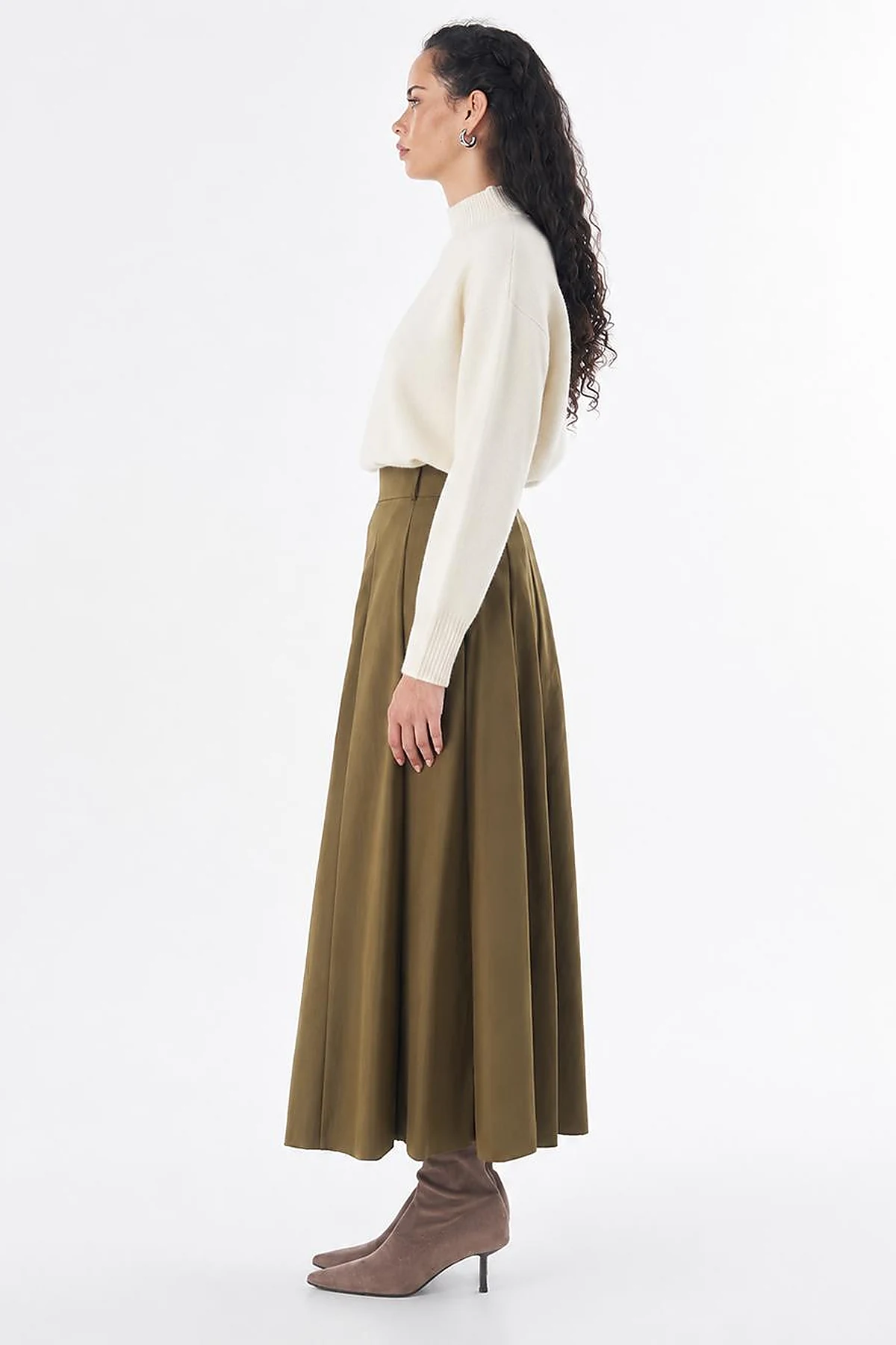High-Waisted Pleated Skirt - Khaki