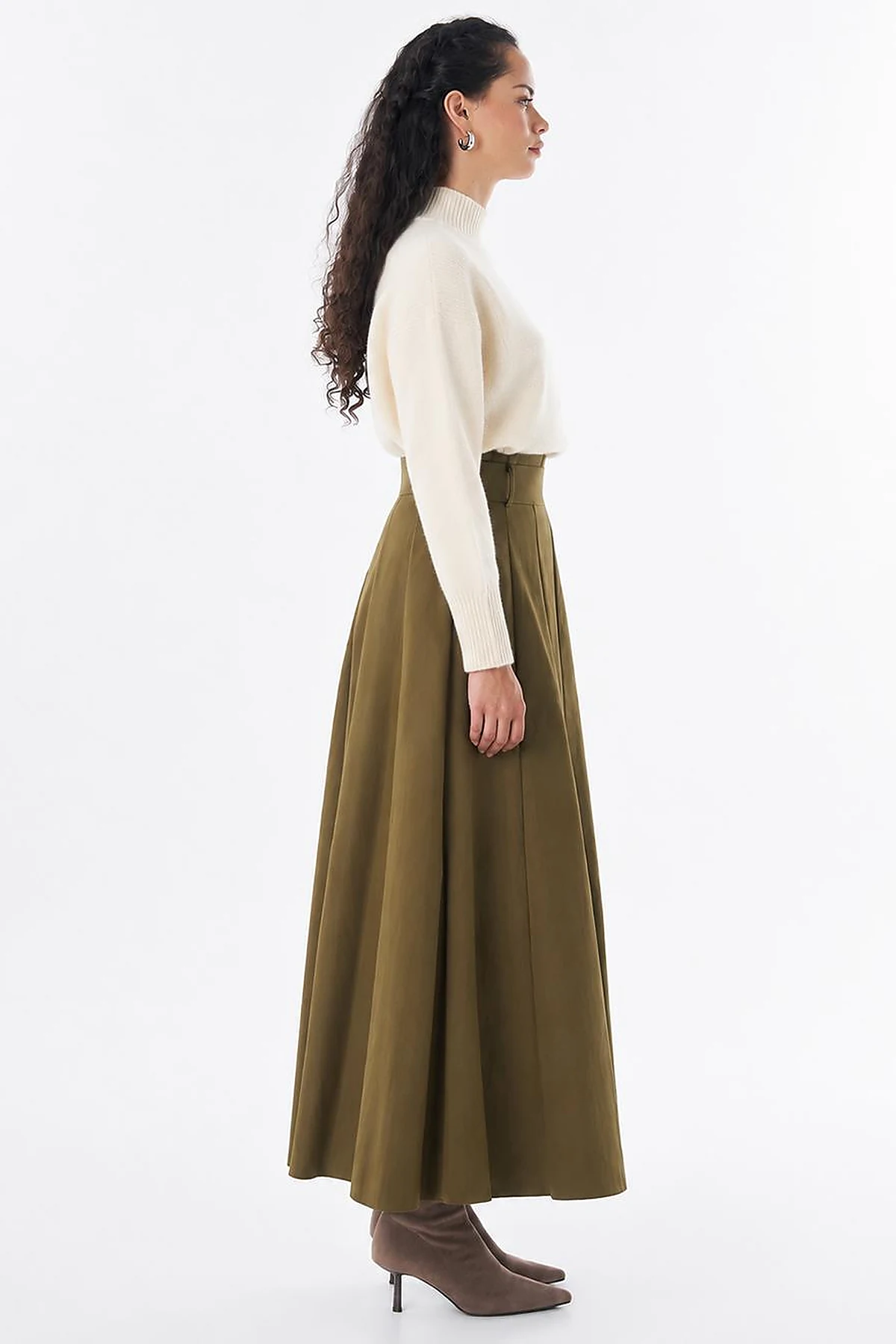 High-Waisted Pleated Skirt - Khaki