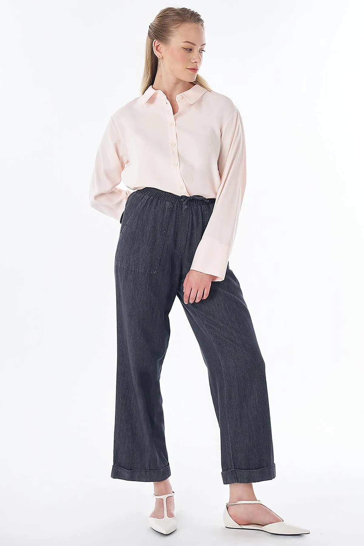 Elastic Waist Drawstring Pants – Black