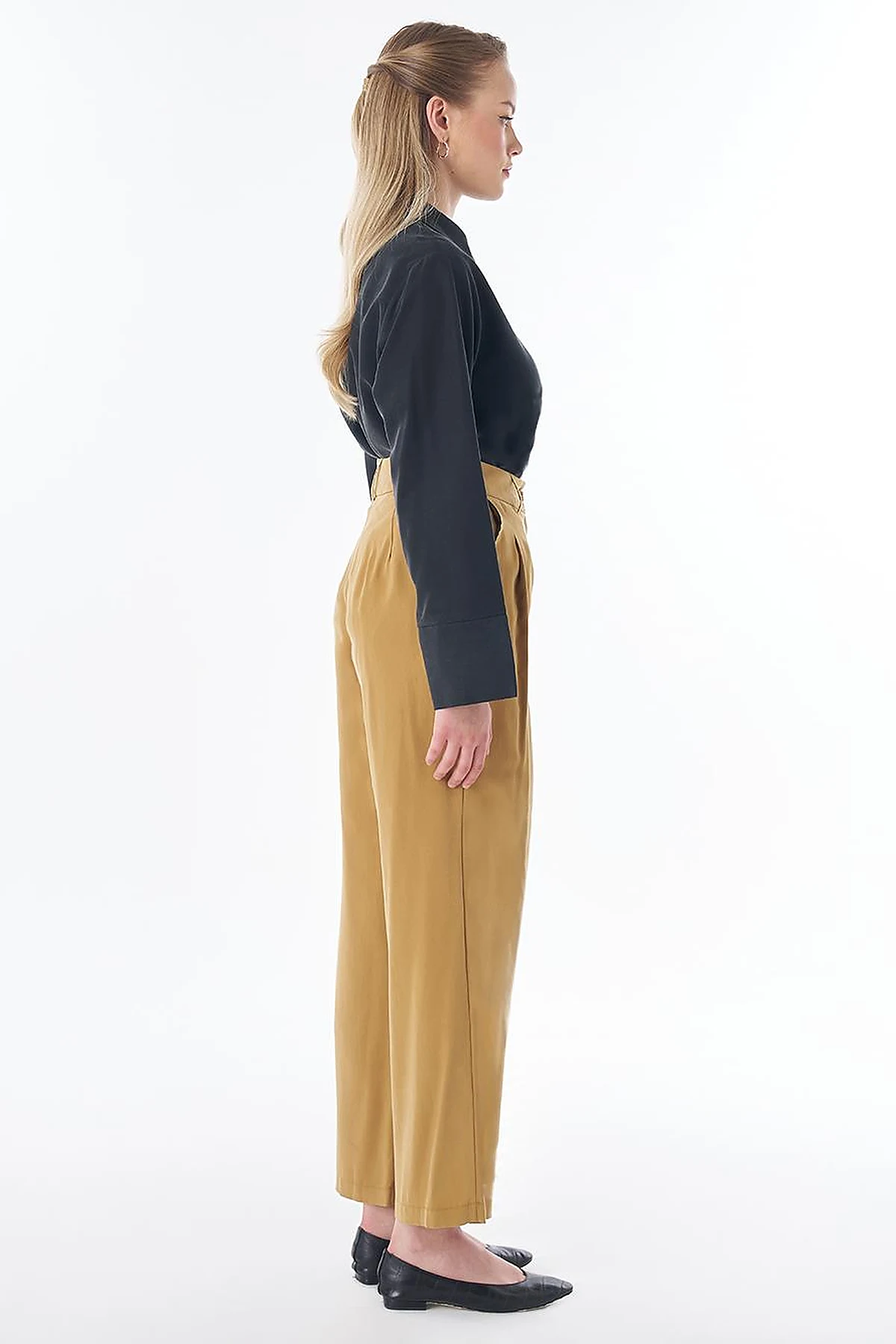 High-Waist Pleated Modal Pants – Dark Mustard