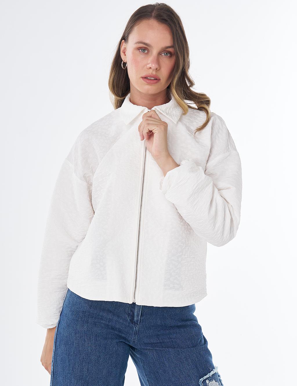 Textured Polo Collar Jacket – Ecru