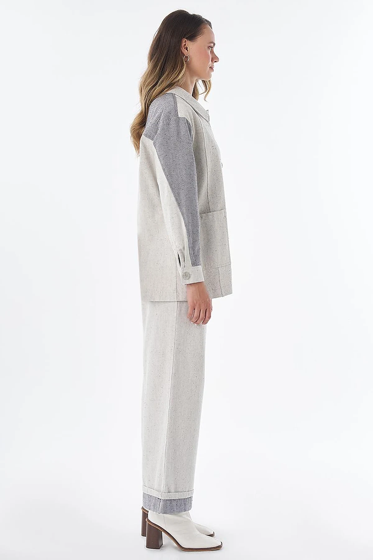 Shiny Button Jacket – Gray