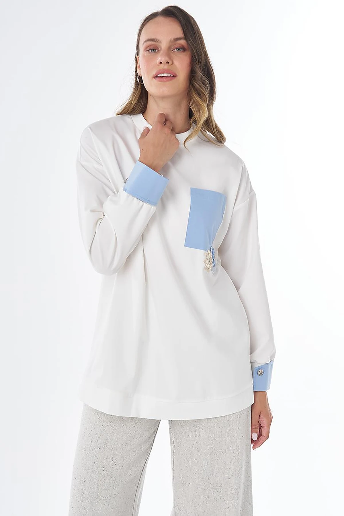 Embroidered Appliqué Viscose Sweatshirt – Ecru