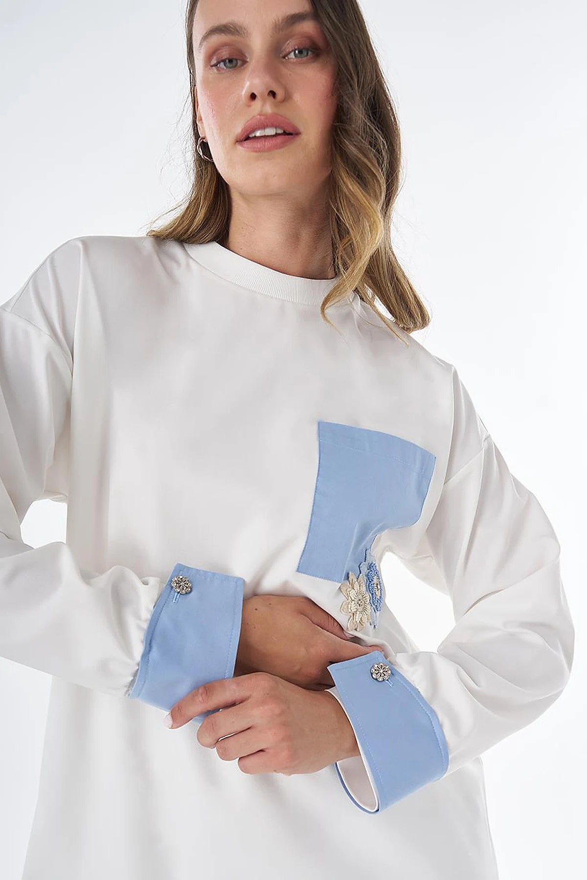 Embroidered Appliqué Viscose Sweatshirt – Ecru