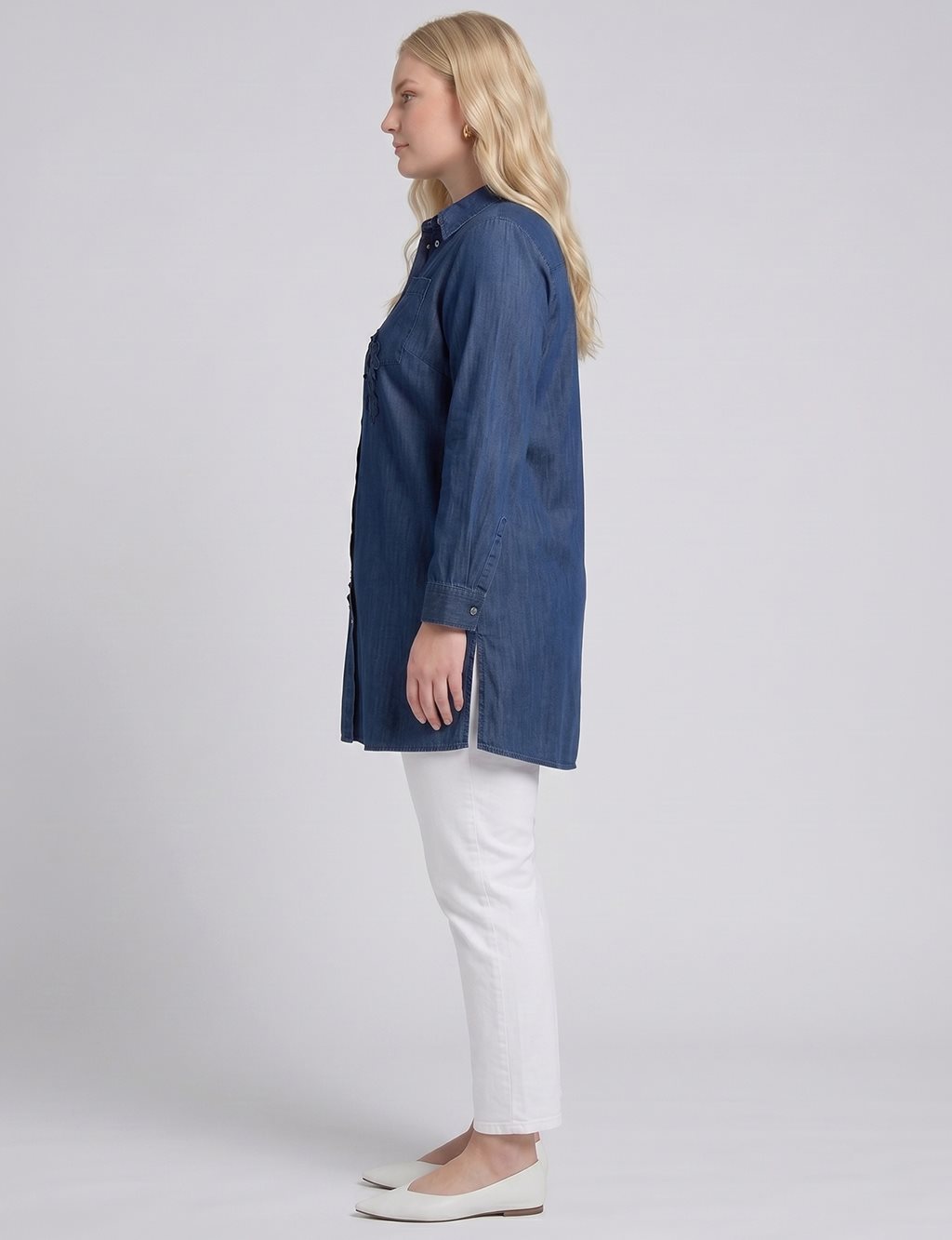 Washed Tunic with Embroidered Appliqué – Indigo