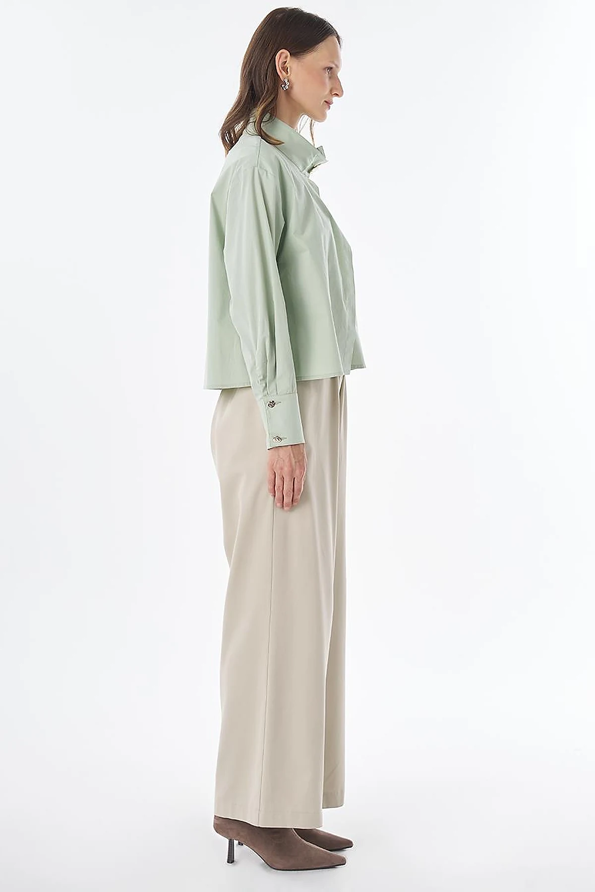 Cotton Blouse with Shiny Buttons Mint
